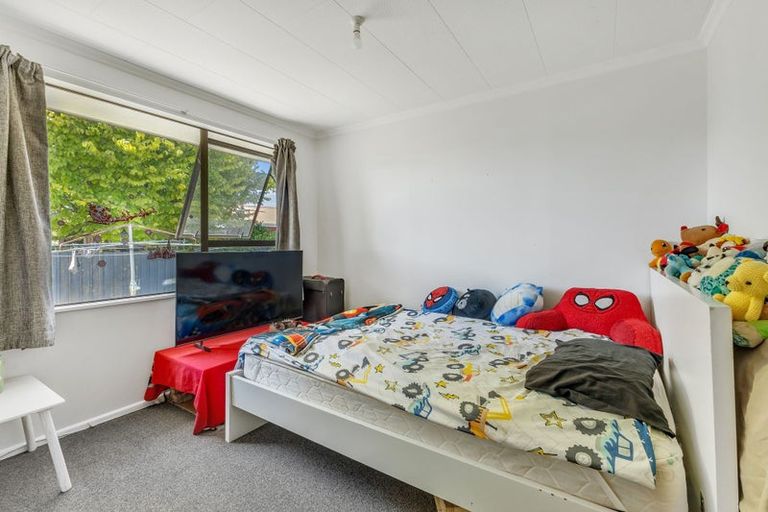 Photo of property in 10 Tawari Street, Inglewood, 4330