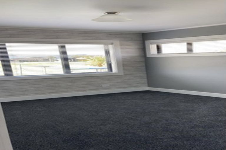 Photo of property in 126 The Fairway, Matarangi, Whitianga, 3592