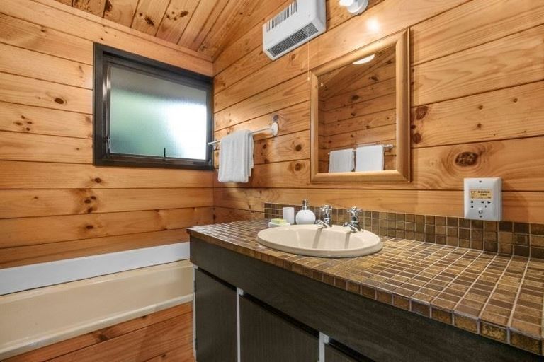 Photo of property in 16 Wilencote Place, Pahurehure, Papakura, 2113