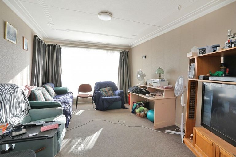 Photo of property in 104 Derwent Crescent, Glengarry, Invercargill, 9810