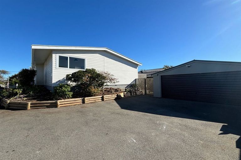Photo of property in 2/151 Estuary Road, South New Brighton, Christchurch, 8062