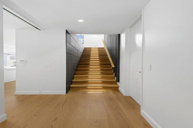 Photo of property in 17 Penhelig Place, Burnside, Christchurch, 8053