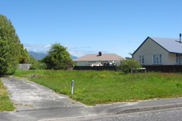 Photo of property in 56 Fonblanque Street, Westport, 7825