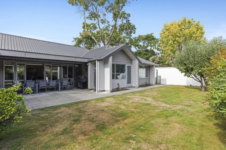 Photo of property in 373 Fergusson Drive, Heretaunga, Upper Hutt, 5018