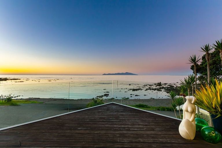 Photo of property in 7 Ocean Parade, Pukerua Bay, 5026