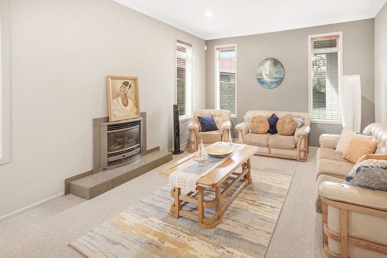 Photo of property in 11 Carisbrook Place, Rototuna North, Hamilton, 3210