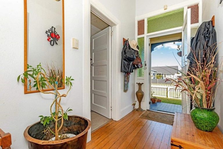 Photo of property in 10 Bayly Street, Te Hapara, Gisborne, 4010