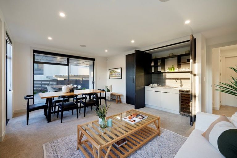 Photo of property in 1015 Papamoa Beach Road, Papamoa Beach, Papamoa, 3118