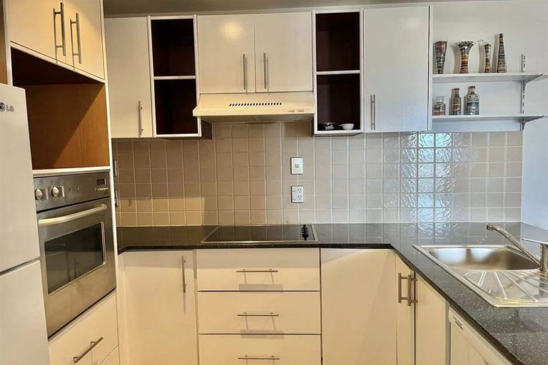 Photo of property in 5l/17 Crown Lynn Place, New Lynn, Auckland, 0600