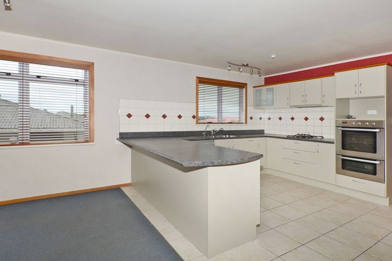 Photo of property in 12 Cambridge Street, Te Kamo, Whangarei, 0112