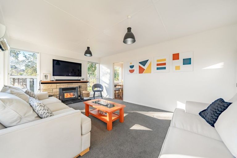 Photo of property in 10 Prestige Place, Maoribank, Upper Hutt, 5018