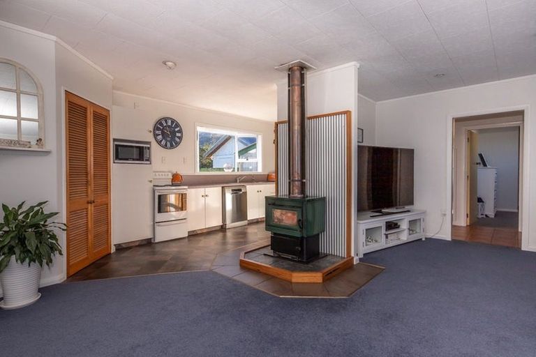 Photo of property in 62 Mcgill Street, Waimangaroa, Westport, 7891