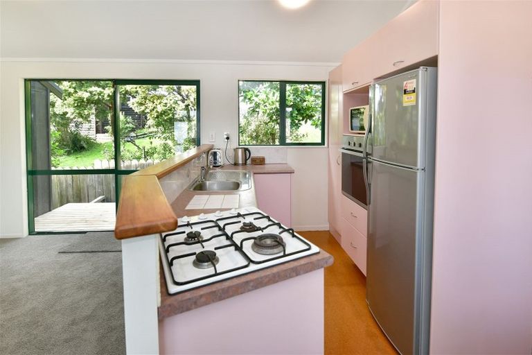 Photo of property in 2a Roberta Crescent, Orewa, 0931