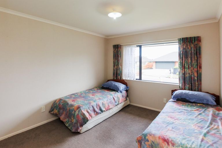 Photo of property in 1 Alpine Grove, Kelvin Grove, Palmerston North, 4414