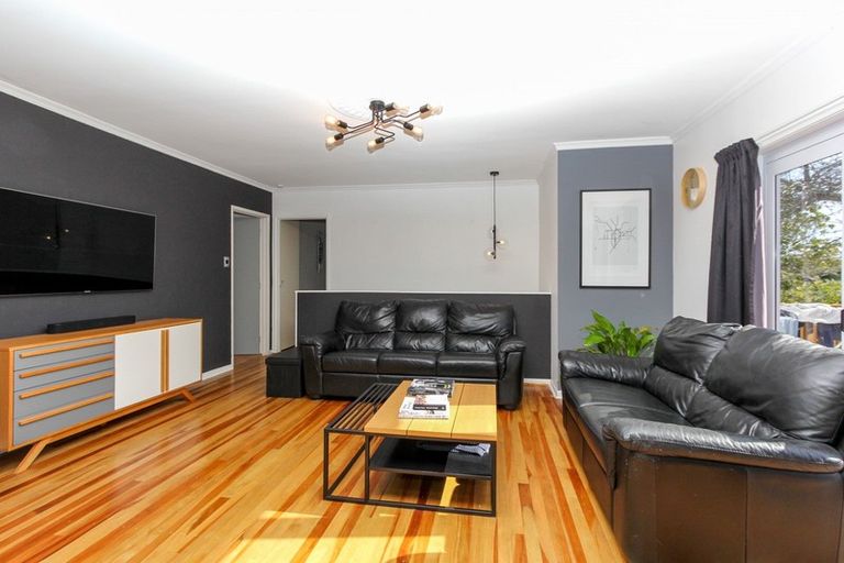 Photo of property in 13 Carlton Terrace, Westown, New Plymouth, 4310