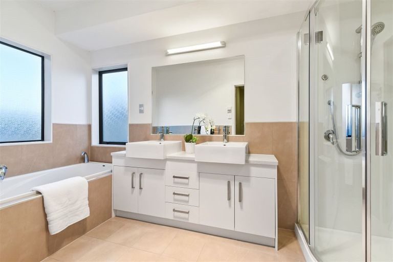 Photo of property in 7 Amberley Place, Flagstaff, Hamilton, 3210