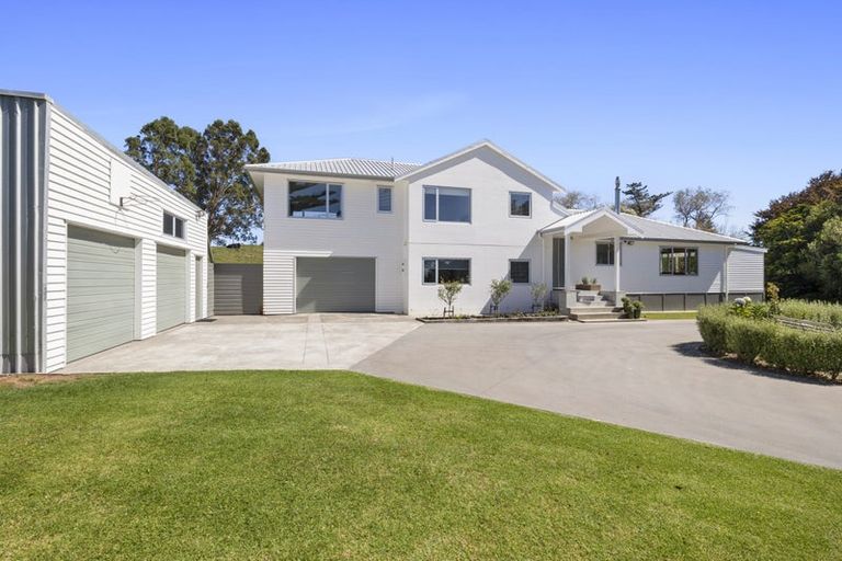 Photo of property in 822 Carrington Road, Hurworth, New Plymouth, 4371