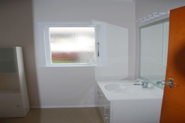 Photo of property in 13 Te Mome Road, Alicetown, Lower Hutt, 5010