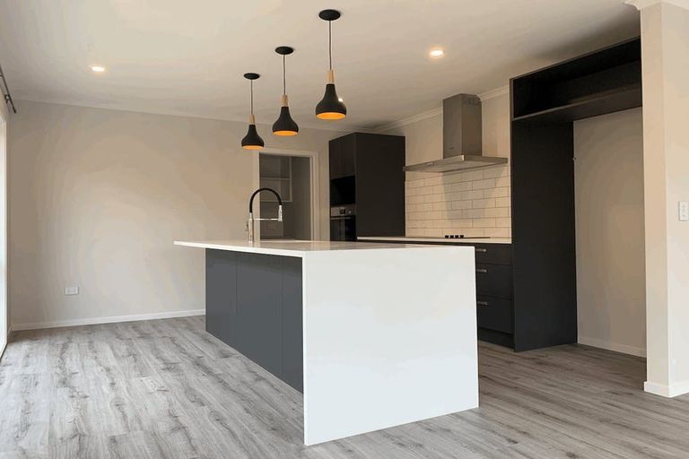 Photo of property in 4 Edenmore Terrace, Fitzherbert, Palmerston North, 4410