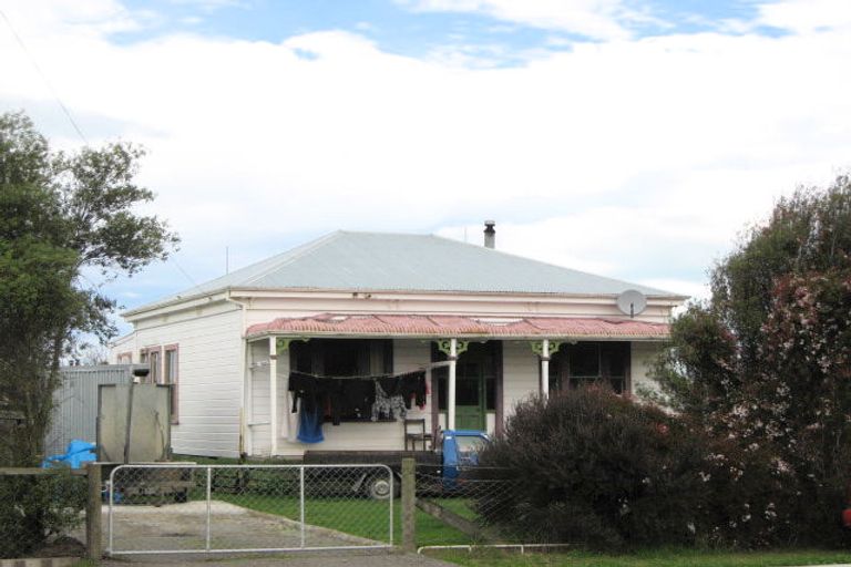 Photo of property in 70 Ferry Road, Clive, 4102