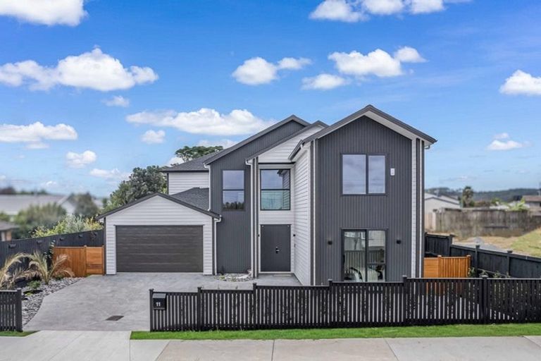 Photo of property in 11 Alexandra Street, Riverhead, 0820