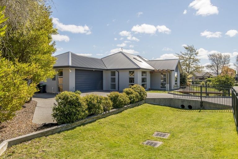 Photo of property in 30 John Campbell Crescent, Hillmorton, Christchurch, 8024