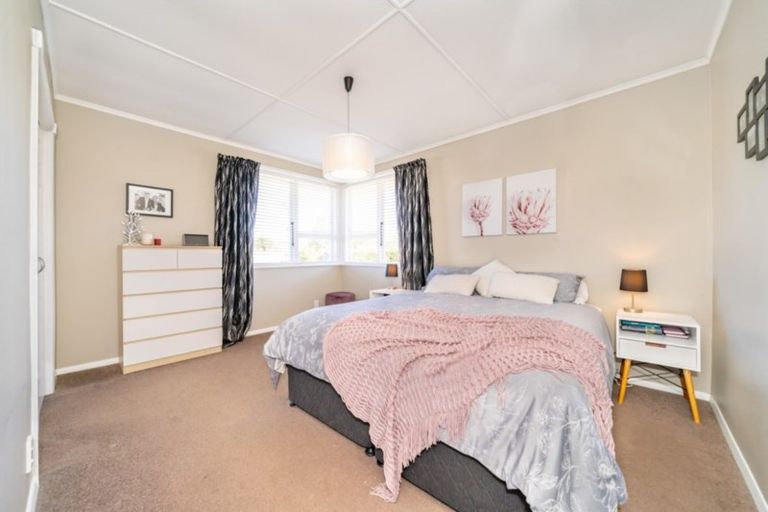 Photo of property in 11 Hector Grove, Trentham, Upper Hutt, 5018