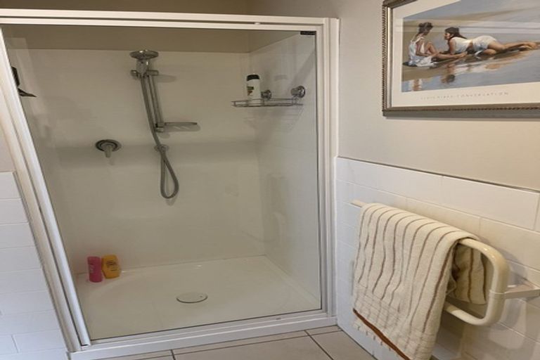 Photo of property in 26/4e Collins Street, Takapuna, Auckland, 0622