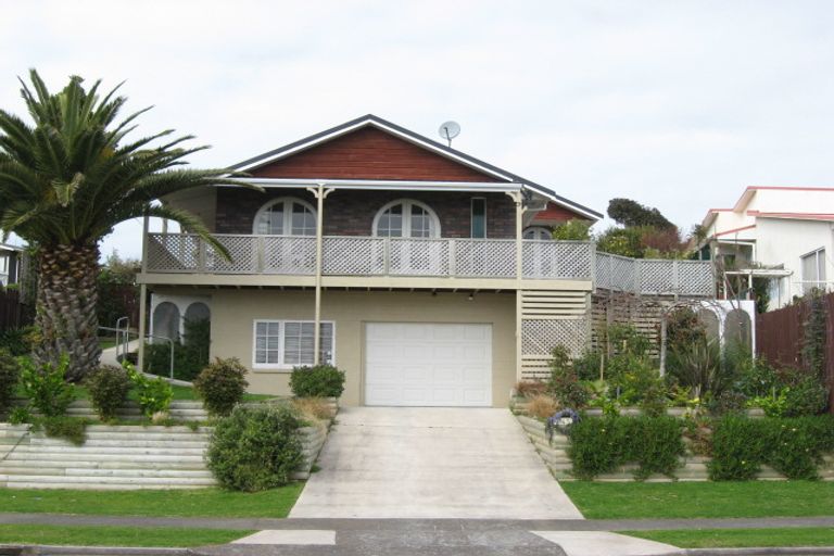 Photo of property in 43 Glamis Avenue, Bell Block, New Plymouth, 4312