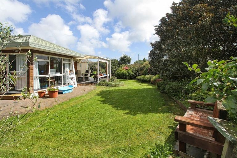 Photo of property in 1 Waimanawa Lane, Waiuku, 2123