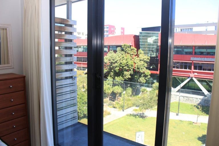 Photo of property in Dual Apartments, 108/142 Vivian Street, Te Aro, Wellington, 6011