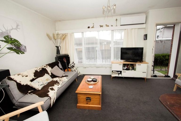 Photo of property in 3/43 Shakespeare Road, Milford, Auckland, 0620