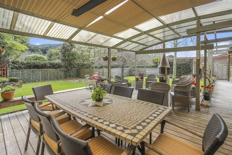 Photo of property in 32 North Road, Clevedon, Papakura, 2582