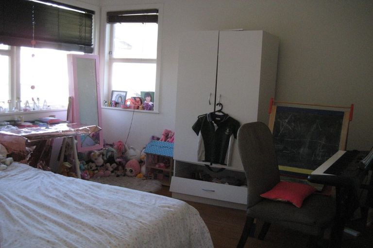 Photo of property in 15 Tyne Road, Forrest Hill, Auckland, 0620