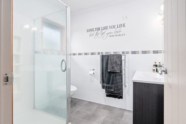 Photo of property in 14 Jaemont Court, Huntington, Hamilton, 3210