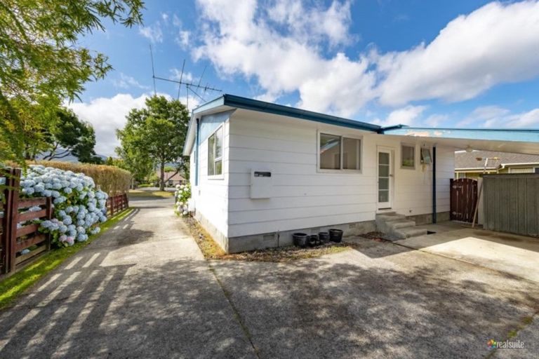 Photo of property in 1/202 California Drive, Totara Park, Upper Hutt, 5018