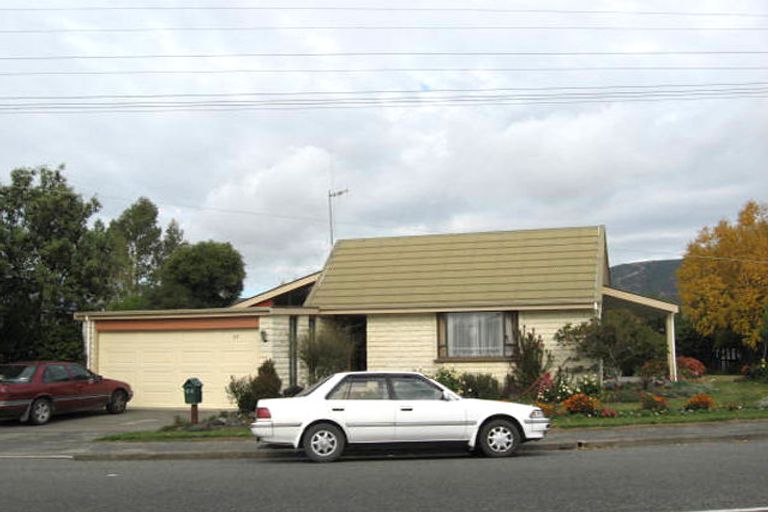 Photo of property in 27 Mill Road, Waimate, 7924
