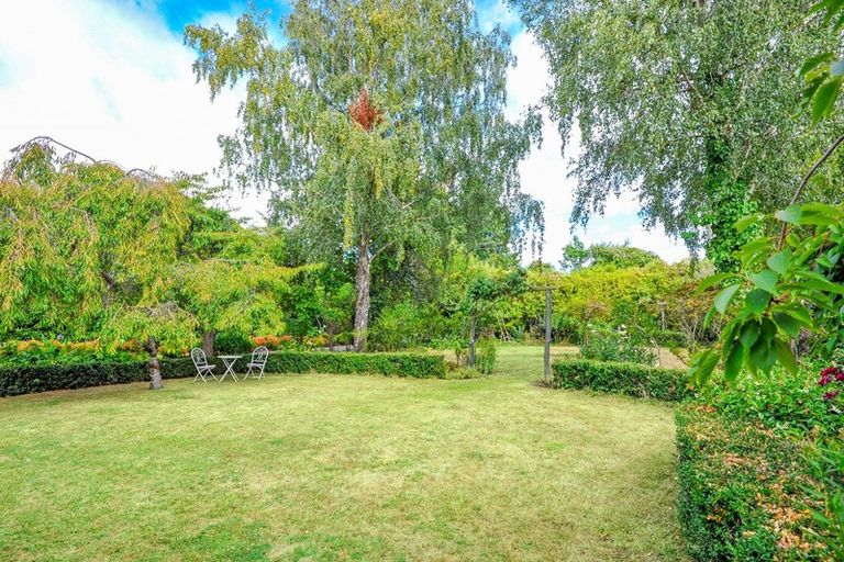 Photo of property in 174 Raupare Road, Twyford, Hastings, 4175