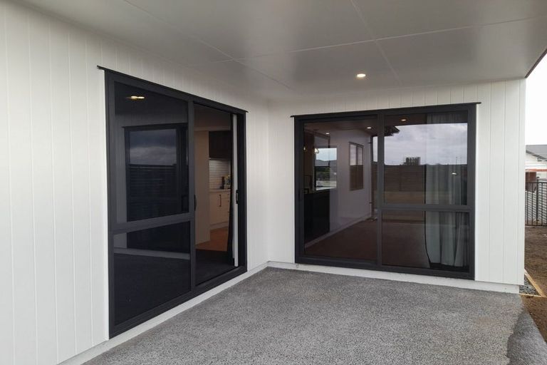 Photo of property in 33 Ngaru Crescent, Wharewaka, Taupo, 3330