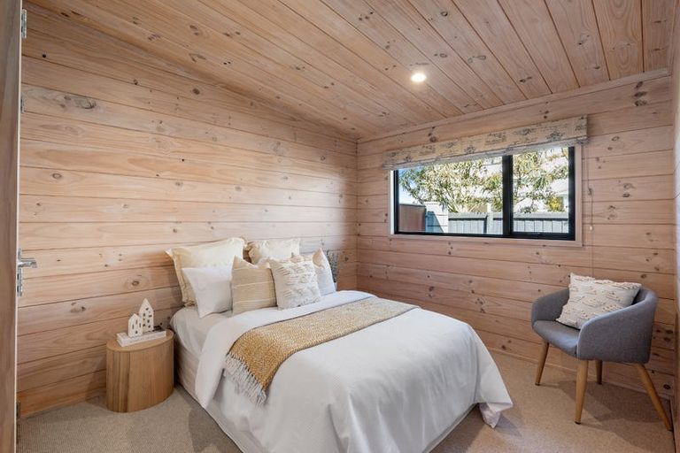 Photo of property in 7 Yardley Street, Avonhead, Christchurch, 8042