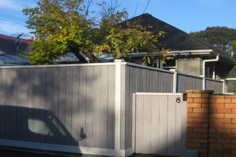 Photo of property in 1/50 Hautana Street, Woburn, Lower Hutt, 5010