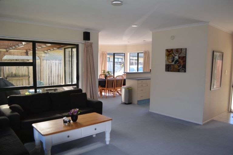 Photo of property in 7 Corinth Grove, Papamoa Beach, Papamoa, 3118