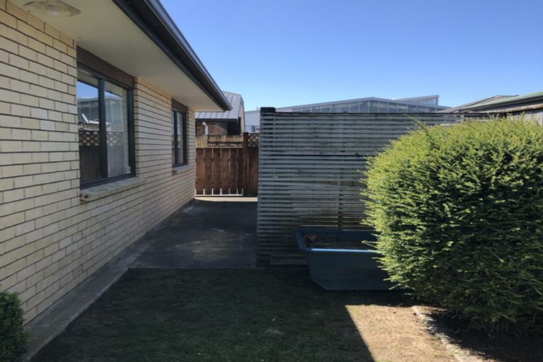 Photo of property in 40 Beresford Street, Takaro, Palmerston North, 4410
