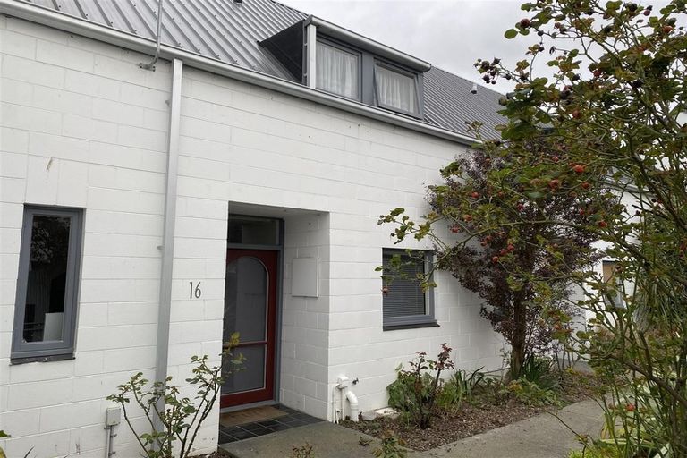 Photo of property in Cornwall Gardens, 16/27 Cornwall Street, St Albans, Christchurch, 8014