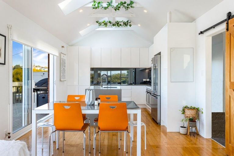 Photo of property in 1/175 Stredwick Drive, Torbay, Auckland, 0630