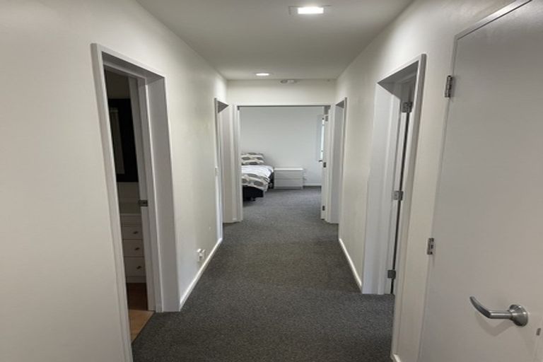 Photo of property in 4a Richards Avenue, Forrest Hill, Auckland, 0620