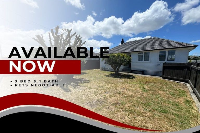 Photo of property in 56 Kelwyn Road, Kelston, Auckland, 0602