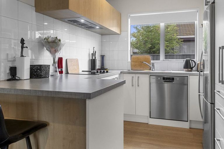 Photo of property in 2/78 Canon Street, St Albans, Christchurch, 8014