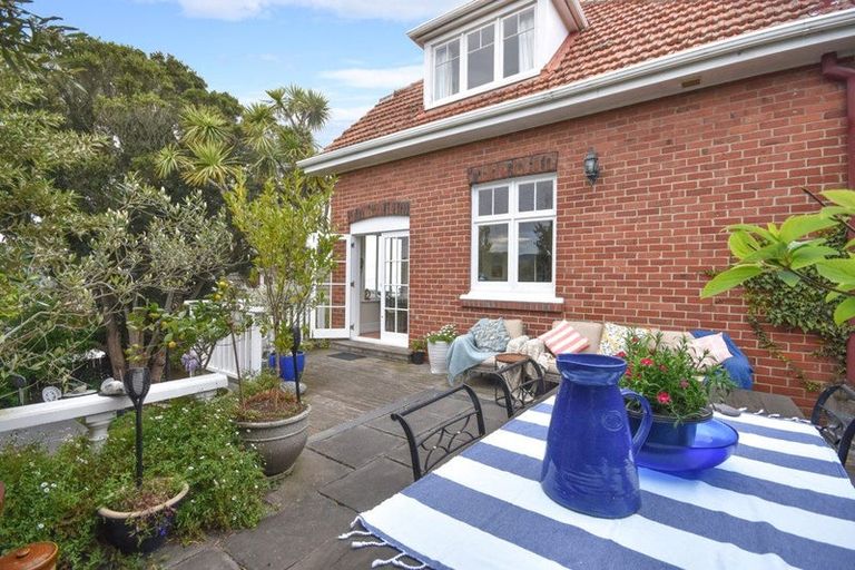 Photo of property in 16 Skibo Street, Kew, Dunedin, 9012