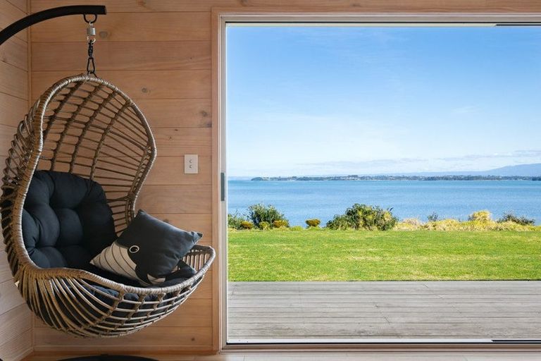 Photo of property in 28 Sandleigh Drive, Athenree, Katikati, 3177